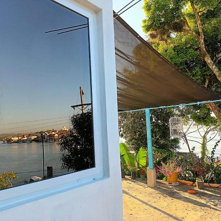 Casa Zoila Hospedaje Frente Al Lago Lakefront Lodging Apartment Flores Luaran gambar