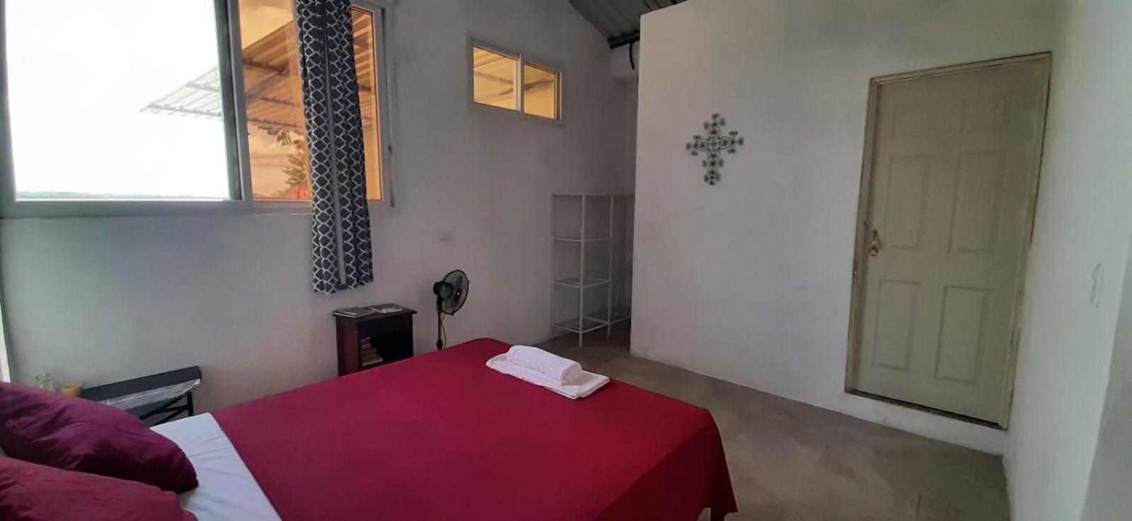 Casa Zoila Hospedaje Frente Al Lago Lakefront Lodging Apartment Flores Luaran gambar